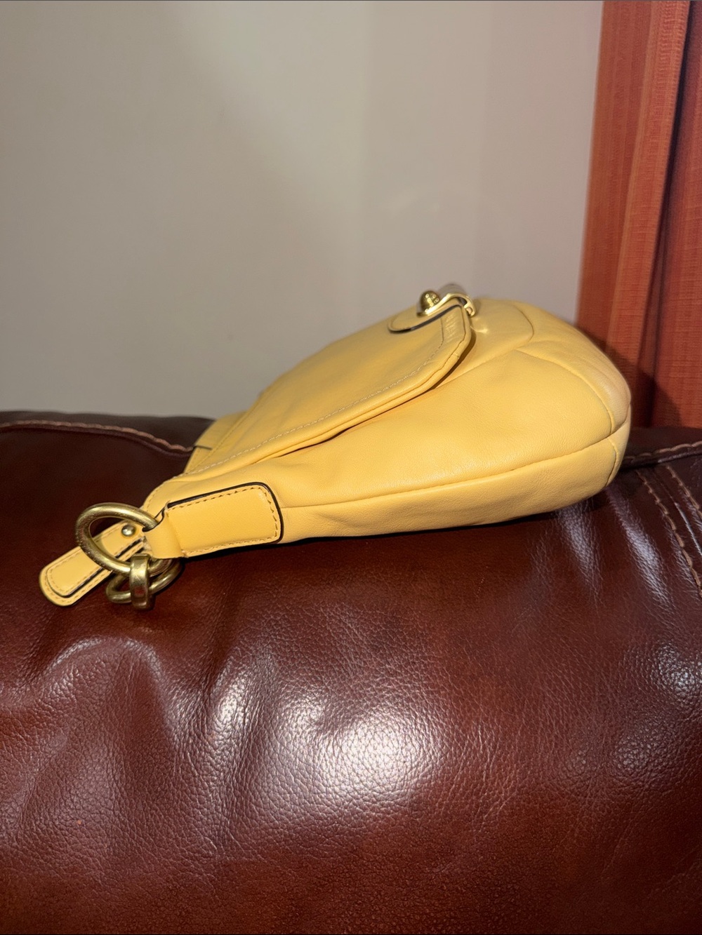 ‼️Coach Kristin Buttercup Yellow Leather Shoulder Bag Crossbody Bag - Picture 7 of 14